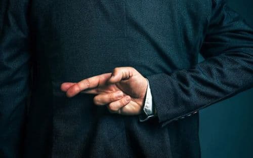 DE LOS PADRES MITÓMANOS Y OTRAS HERENCIAS…